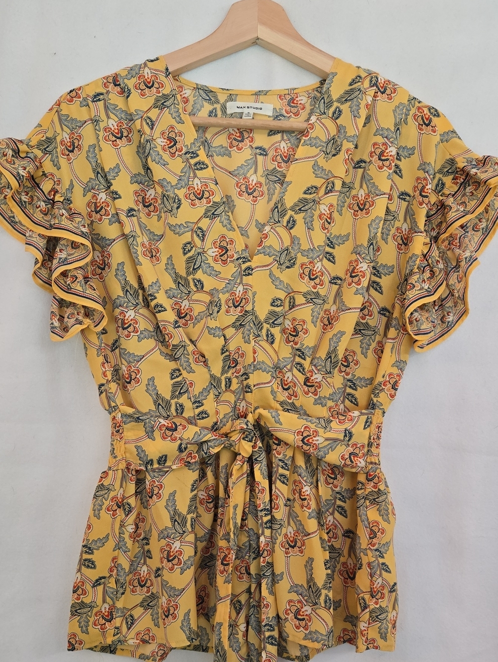Max Studio Yellow Floral Print V-Neck Top
